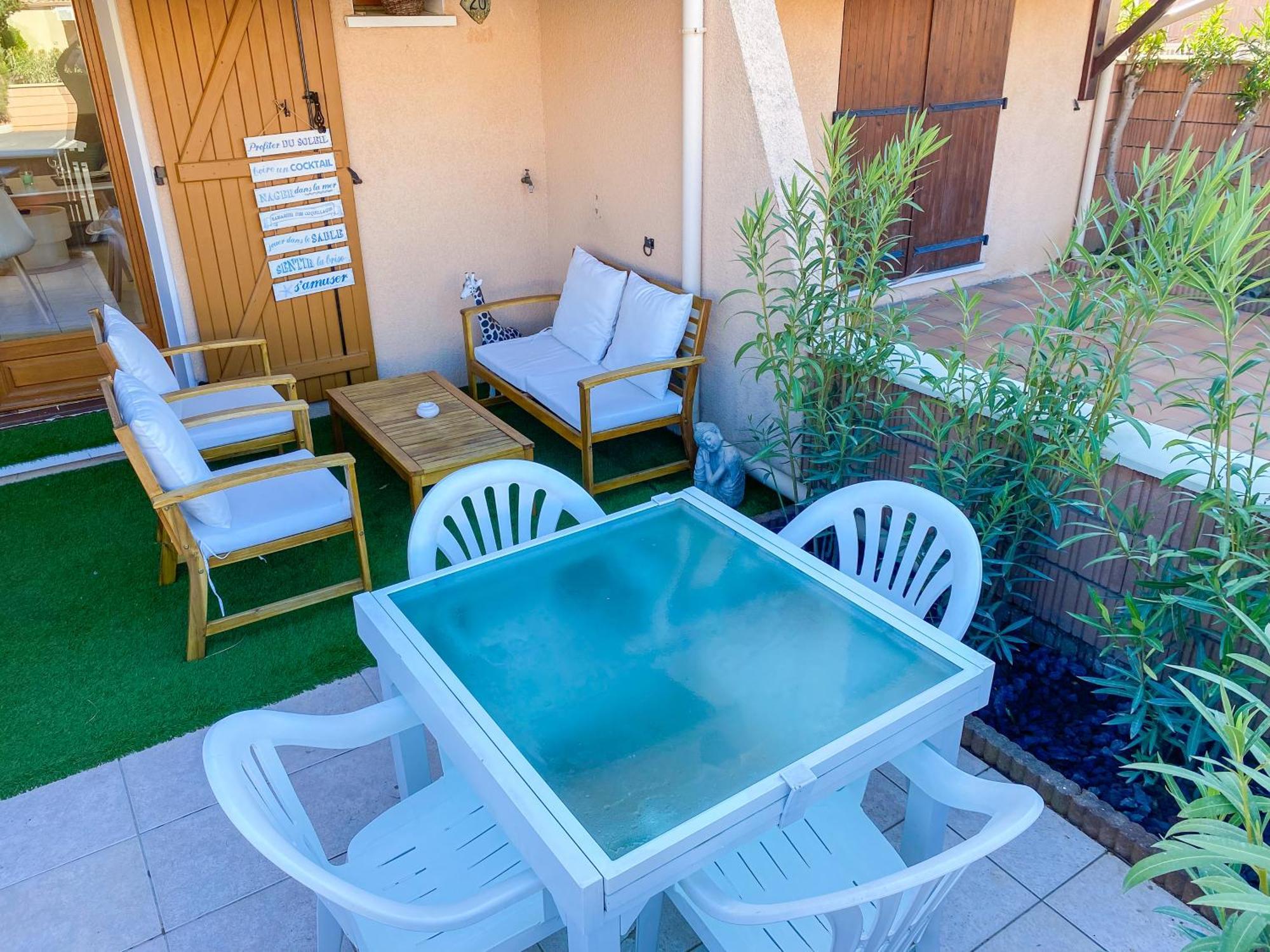 Maison "Douceurs D'Ete " Maison De Vacances Bord De Mer A Vias Plage - 600M De La Plage Et Du Canal Du Midi - Piscine Residentielle, Wifi Fibre, Activites Et Loisirs מראה חיצוני תמונה